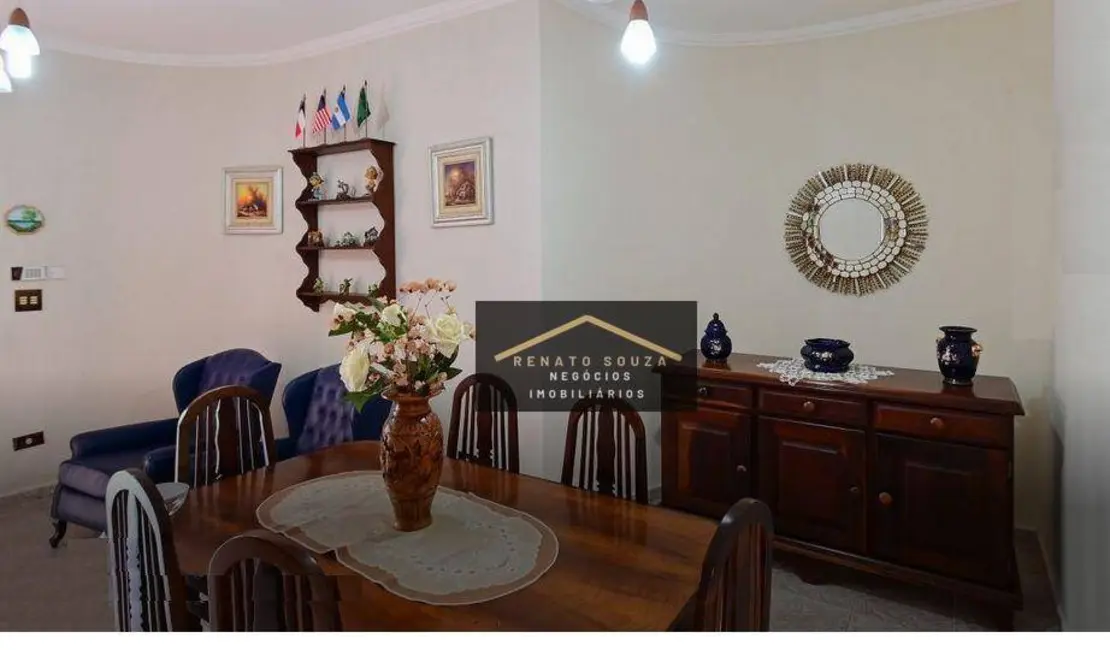 Casa com 3 quartos à venda, 250m2 em Peruibe - SP - imagem 4 Foto 4 de Casa com 3 quartos à venda, 250m2 em Peruibe - SP