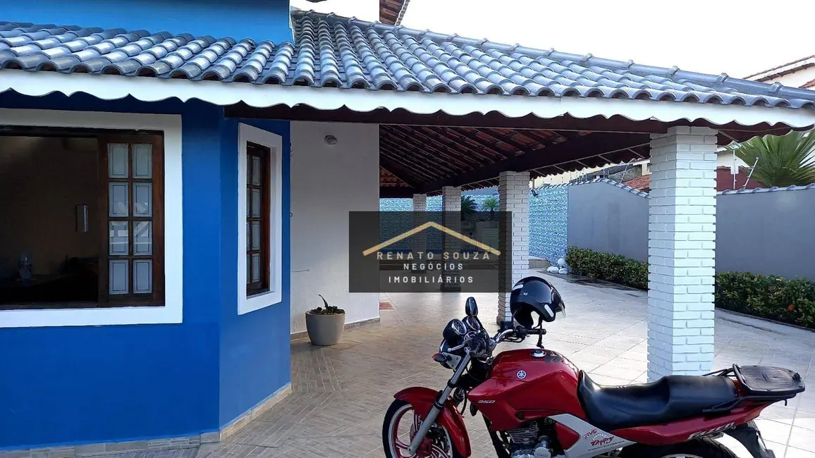 Casa com 4 quartos à venda, 400m2 em Peruibe - SP - imagem 5 Foto 5 de Casa com 4 quartos à venda, 400m2 em Peruibe - SP