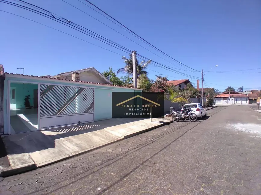 Casa com 4 quartos à venda, 297m2 em Peruibe - SP - imagem 4 Foto 4 de Casa com 4 quartos à venda, 297m2 em Peruibe - SP