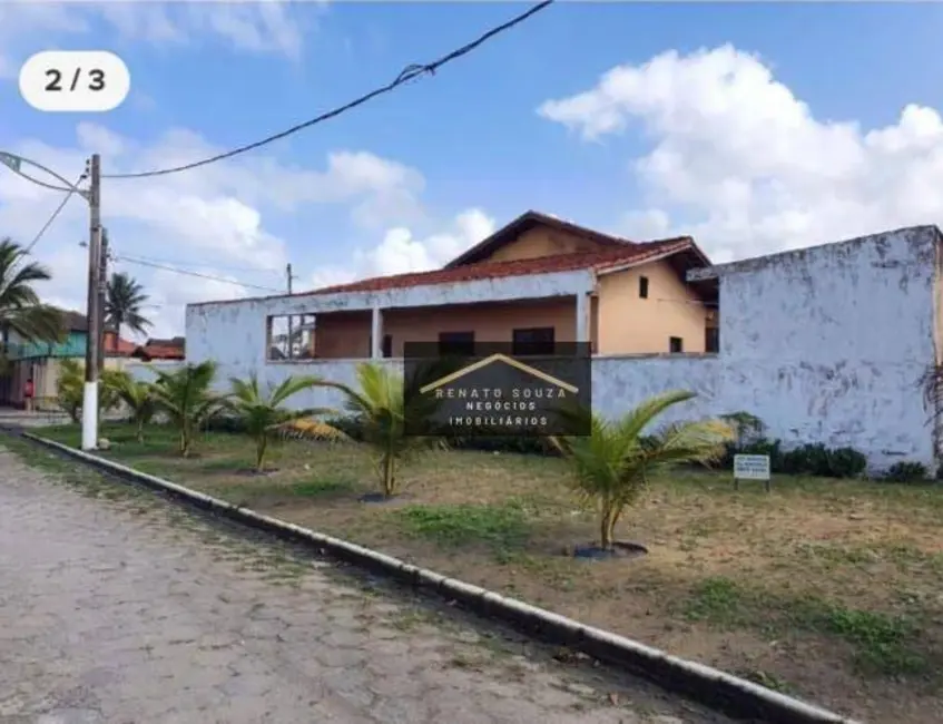 Casa com 3 quartos à venda, 300m2 em Peruibe - SP - imagem 3 Foto 3 de Casa com 3 quartos à venda, 300m2 em Peruibe - SP