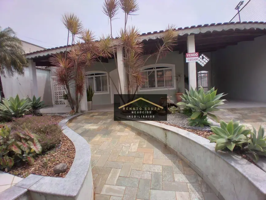 Casa com 4 quartos à venda, 750m2 em Peruibe - SP - imagem 2 Foto 2 de Casa com 4 quartos à venda, 750m2 em Peruibe - SP