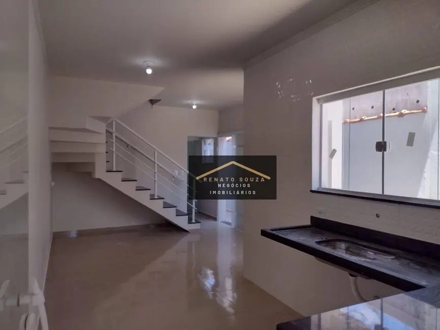 Casa com 3 quartos à venda, 125m2 em Peruibe - SP - imagem 3 Foto 3 de Casa com 3 quartos à venda, 125m2 em Peruibe - SP