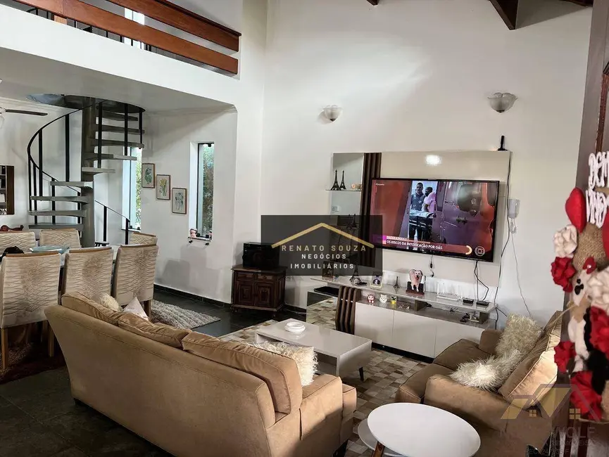 Casa de Condomínio com 3 quartos à venda, 400m2 em Peruibe - SP - imagem 3 Foto 3 de Casa de Condomínio com 3 quartos à venda, 400m2 em Peruibe - SP