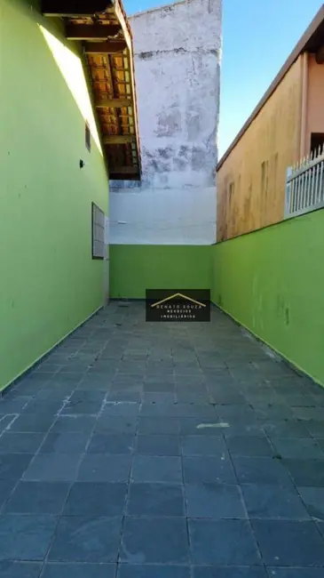 Casa com 2 quartos à venda, 150m2 em Peruibe - SP - imagem 5 Foto 5 de Casa com 2 quartos à venda, 150m2 em Peruibe - SP