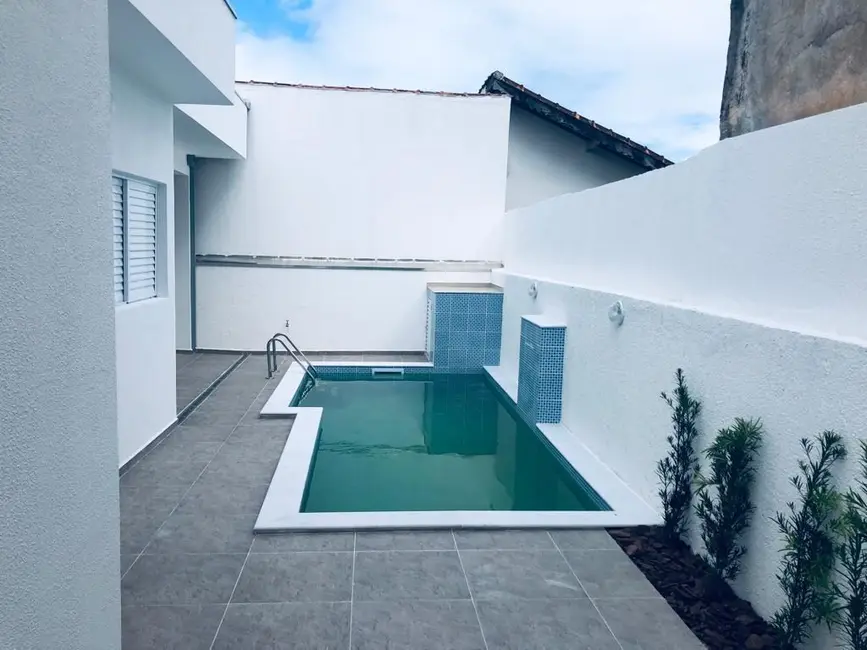 Foto 1 de Casa com 3 quartos à venda, 264m2 em Peruibe - SP
