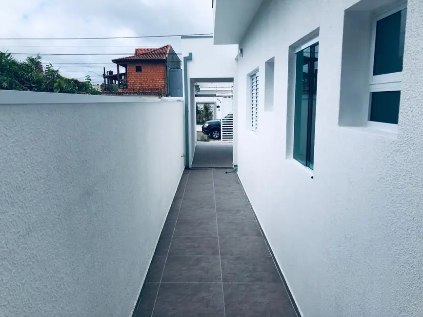 Foto 5 de Casa com 3 quartos à venda, 264m2 em Peruibe - SP