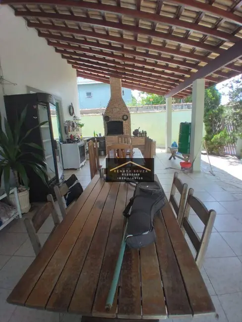 Casa com 3 quartos à venda, 298m2 em Peruibe - SP - imagem 6 Foto 6 de Casa com 3 quartos à venda, 298m2 em Peruibe - SP