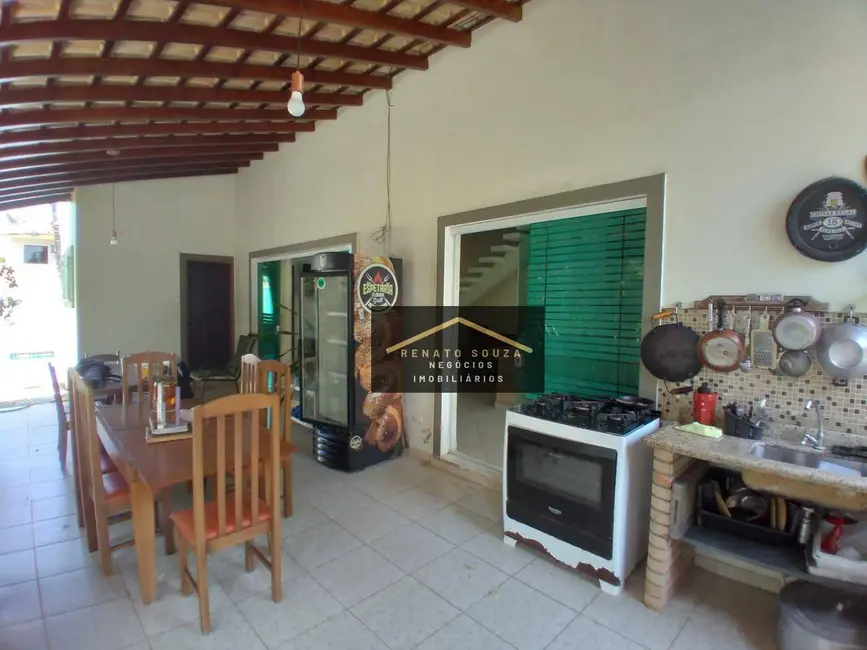 Casa com 3 quartos à venda, 298m2 em Peruibe - SP - imagem 8 Foto 8 de Casa com 3 quartos à venda, 298m2 em Peruibe - SP