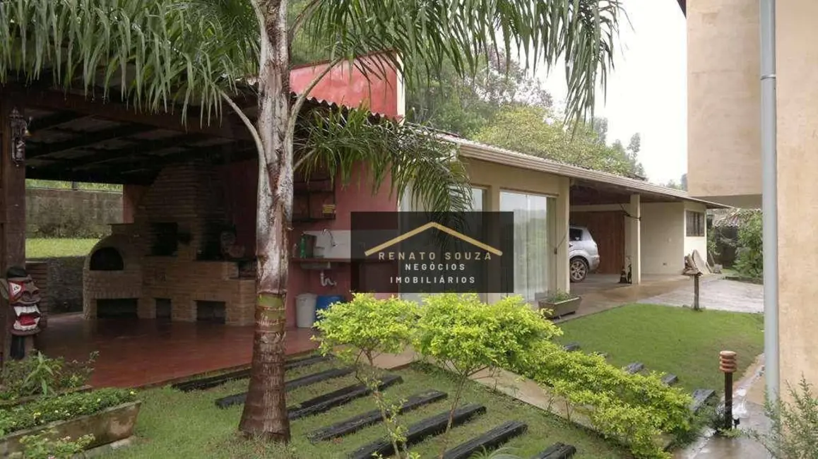 Chácara com 4 quartos à venda, 3000m2 em Peruibe - SP - imagem 2 Foto 2 de Chácara com 4 quartos à venda, 3000m2 em Peruibe - SP