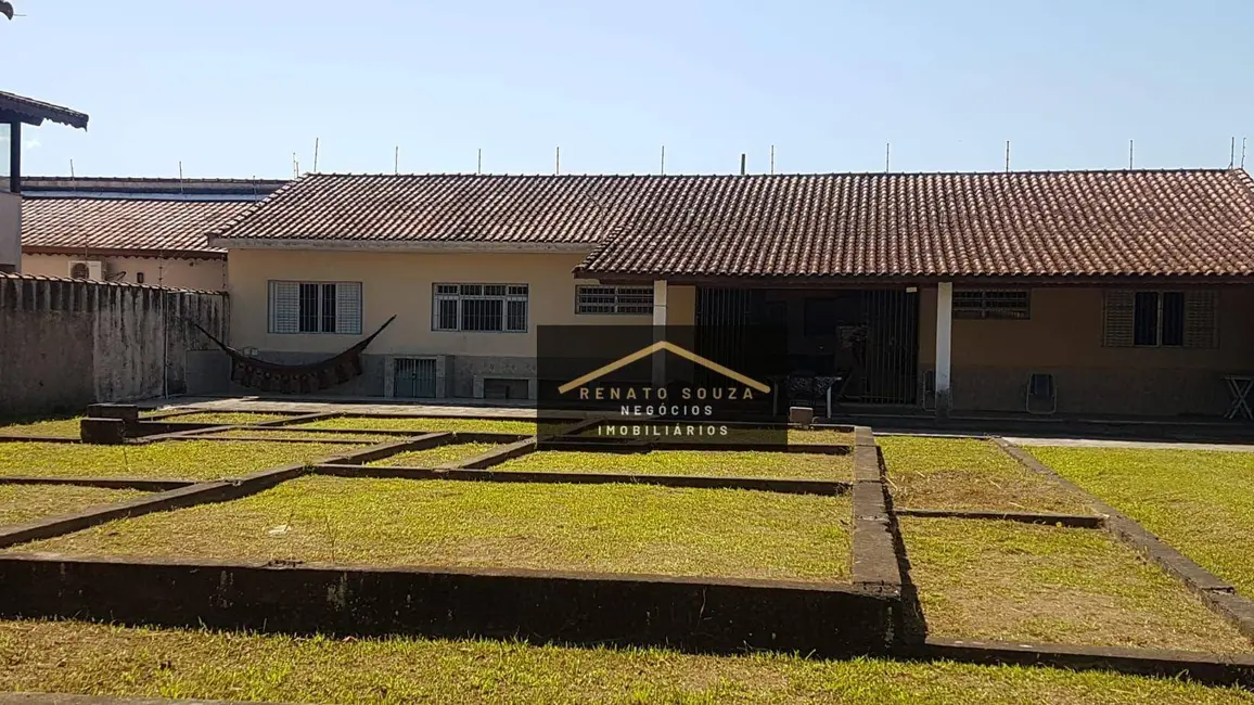 Casa com 2 quartos à venda, 700m2 em Peruibe - SP - imagem 3 Foto 3 de Casa com 2 quartos à venda, 700m2 em Peruibe - SP