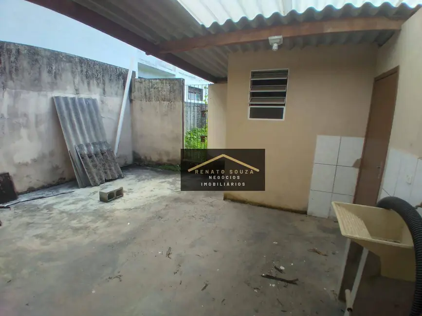 Casa com 2 quartos à venda, 300m2 em Centro, Peruibe - SP - imagem 8 Foto 8 de Casa com 2 quartos à venda, 300m2 em Centro, Peruibe - SP