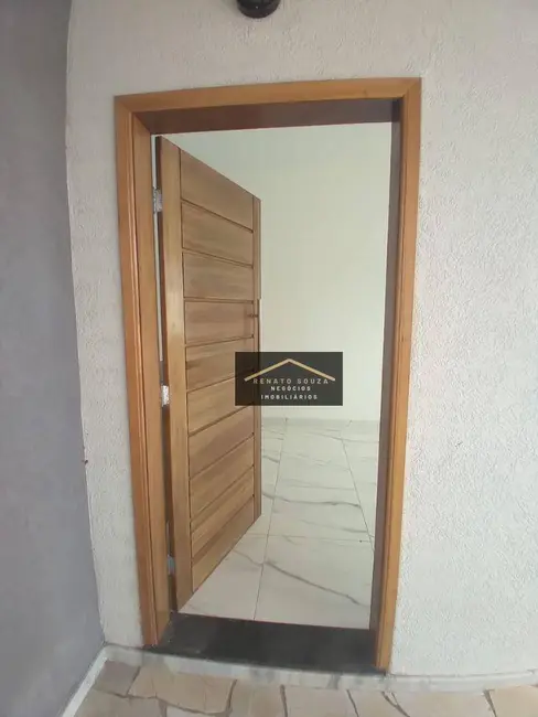 Casa com 2 quartos à venda, 150m2 em Peruibe - SP - imagem 3 Foto 3 de Casa com 2 quartos à venda, 150m2 em Peruibe - SP