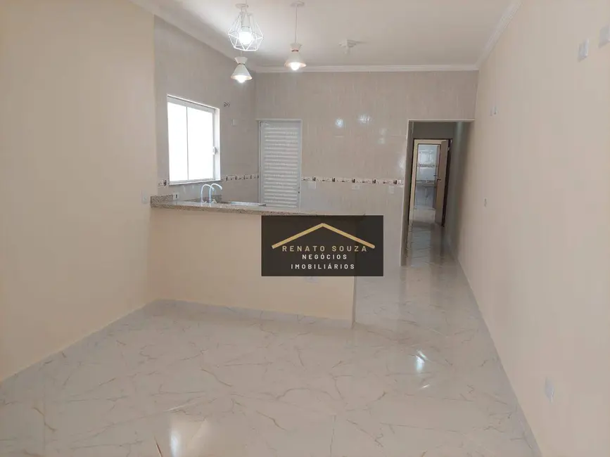 Foto 4 de Casa com 2 quartos à venda, 152m2 em Peruibe - SP