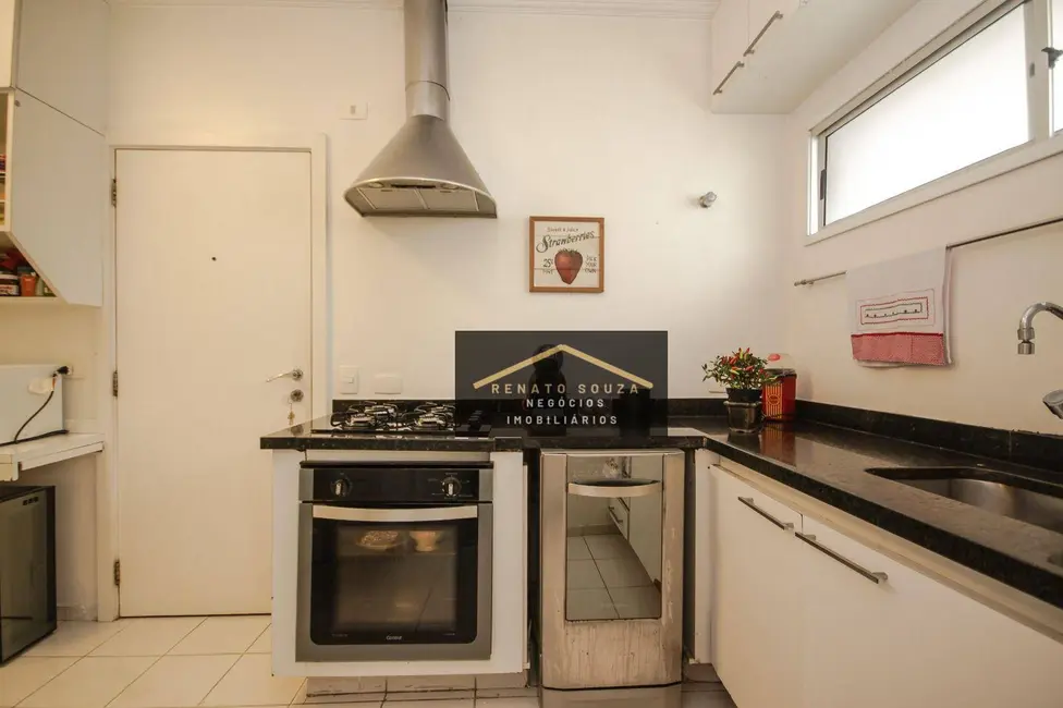 Foto 6 de Apartamento com 3 quartos à venda, 137m2 em Itaim Bibi, São Paulo - SP