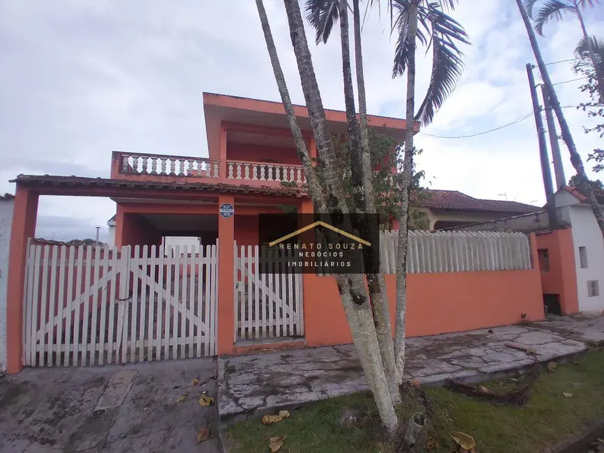 Foto 8 de Casa com 3 quartos à venda, 300m2 em Peruibe - SP