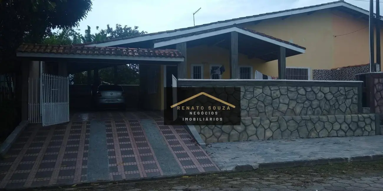 Casa com 2 quartos à venda, 150m2 em Peruibe - SP - imagem 4 Foto 4 de Casa com 2 quartos à venda, 150m2 em Peruibe - SP