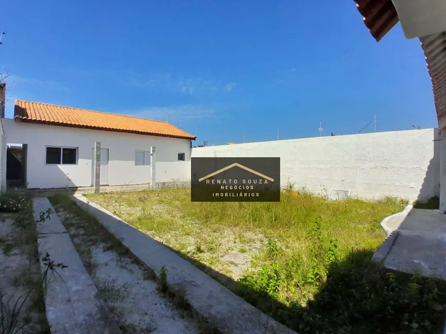 Foto 1 de Casa com 2 quartos à venda, 275m2 em Peruibe - SP