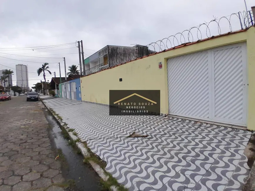Foto 2 de Casa com 3 quartos à venda, 250m2 em Caiçara, Praia Grande - SP