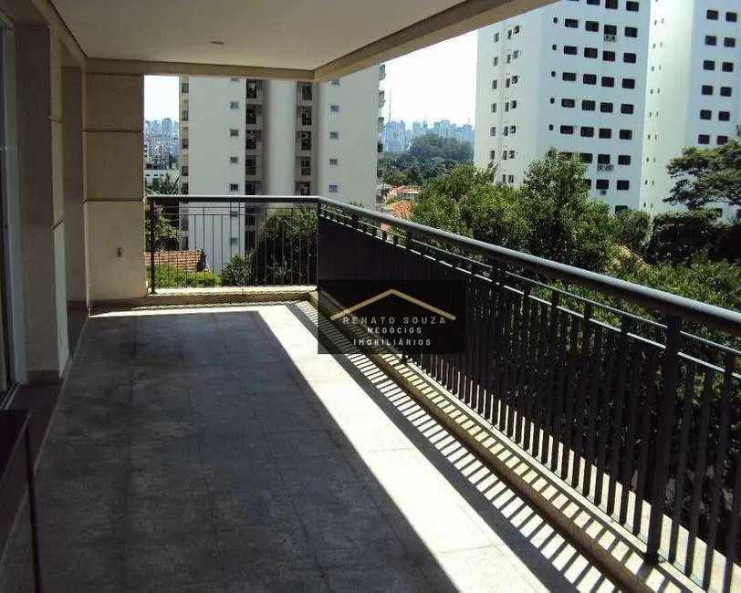 Foto 4 de Apartamento com 3 quartos à venda, 231m2 em Vila Nova Conceição, São Paulo - SP