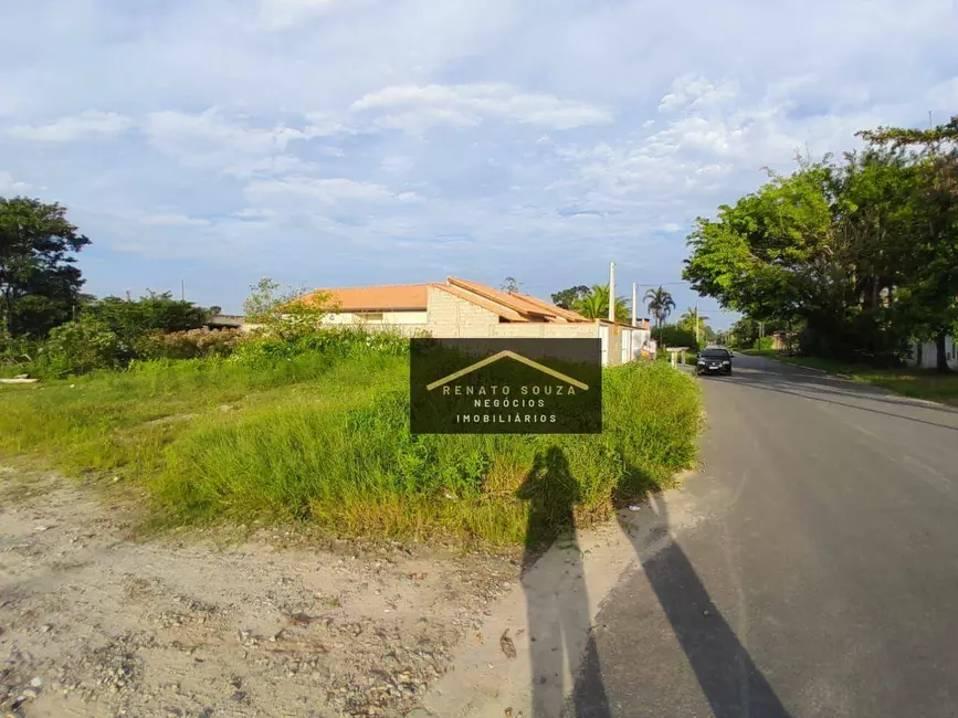 Foto 2 de Terreno / Lote à venda, 500m2 em Peruibe - SP