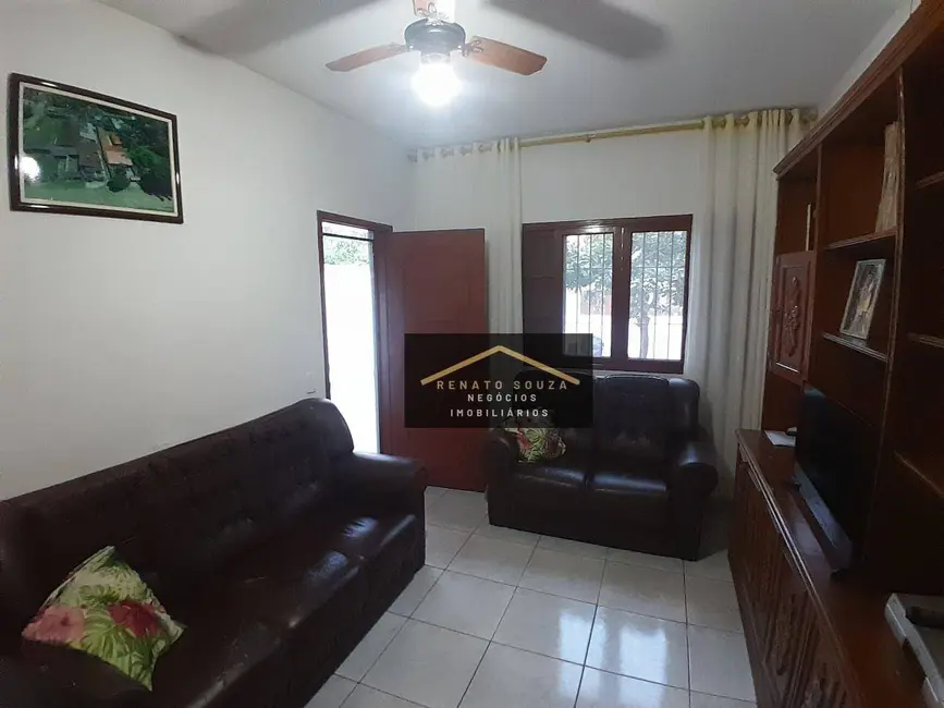 Casa com 2 quartos à venda, 500m2 em Peruibe - SP - imagem 5 Foto 5 de Casa com 2 quartos à venda, 500m2 em Peruibe - SP