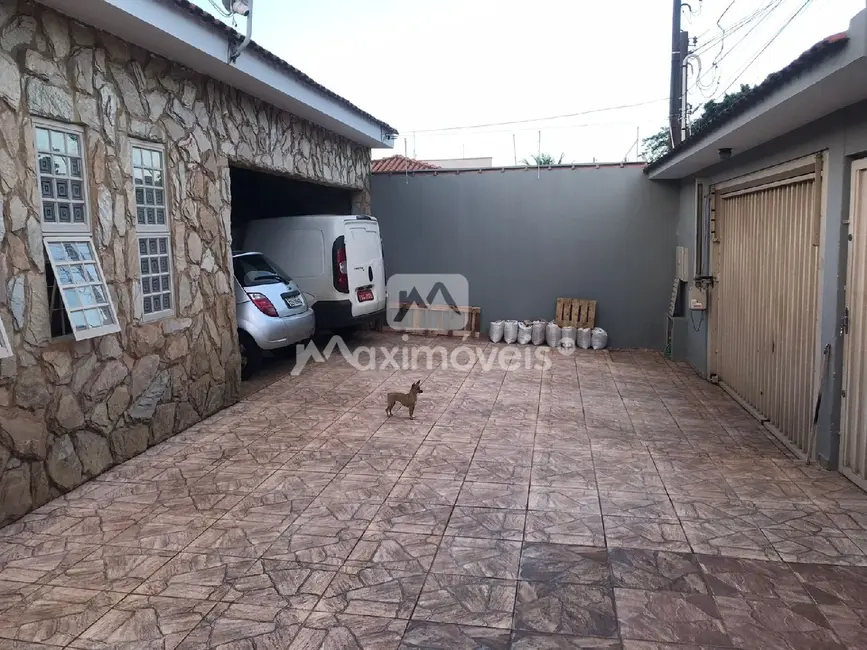 Foto 2 de Casa com 3 quartos à venda, 235m2 em Parque Residencial Cidade Universitária, Ribeirao Preto - SP