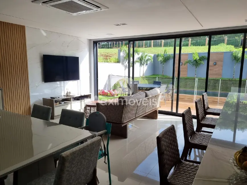 Casa de Condomínio com 3 quartos à venda, 305m2 em Bonfim Paulista - SP - imagem 5 Foto 5 de Casa de Condomínio com 3 quartos à venda, 305m2 em Bonfim Paulista - SP