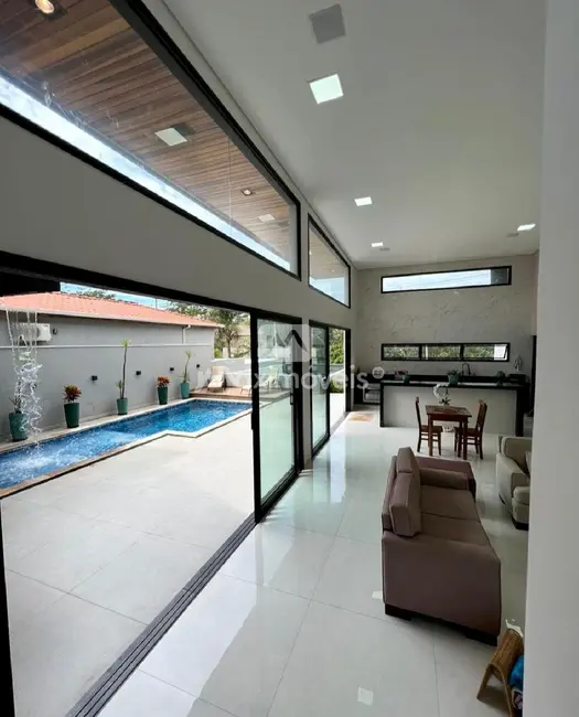 Casa de Condomínio com 3 quartos à venda, 267m2 em Rifaina - SP - imagem 5 Foto 5 de Casa de Condomínio com 3 quartos à venda, 267m2 em Rifaina - SP