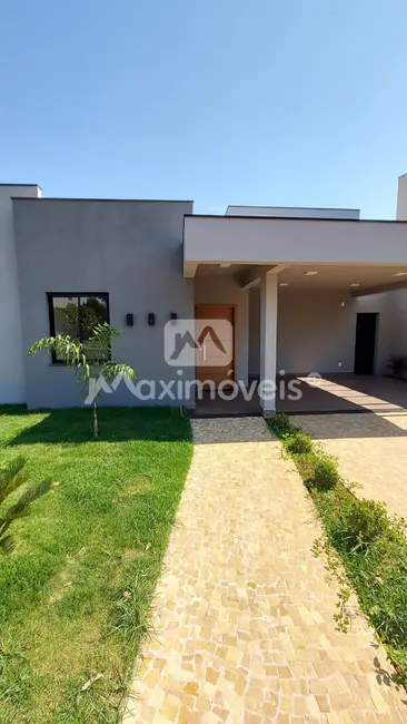 Casa de Condomínio com 3 quartos à venda, 157m2 em Vila do Golf, Ribeirao Preto - SP - imagem 5 Foto 5 de Casa de Condomínio com 3 quartos à venda, 157m2 em Vila do Golf, Ribeirao Preto - SP