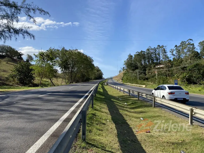 Chácara com 2 quartos à venda, 1527m2 em Comunidade Urbana de Iguape, Guarapari - ES - imagem 5 Foto 5 de Chácara com 2 quartos à venda, 1527m2 em Comunidade Urbana de Iguape, Guarapari - ES
