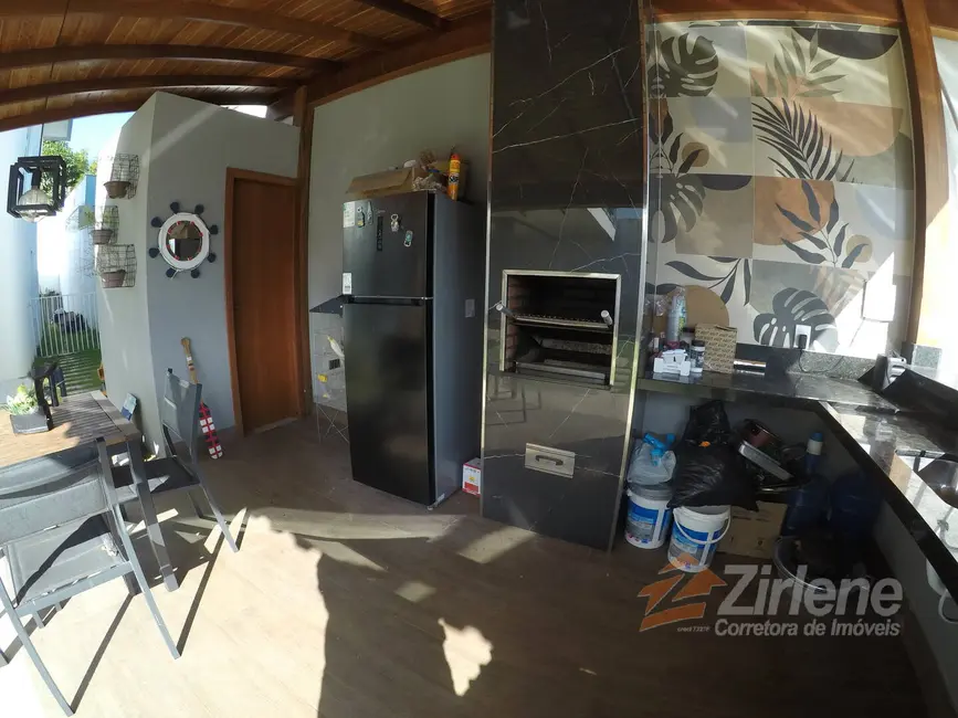 Foto 5 de Casa com 4 quartos à venda, 200m2 em Enseada Azul, Guarapari - ES