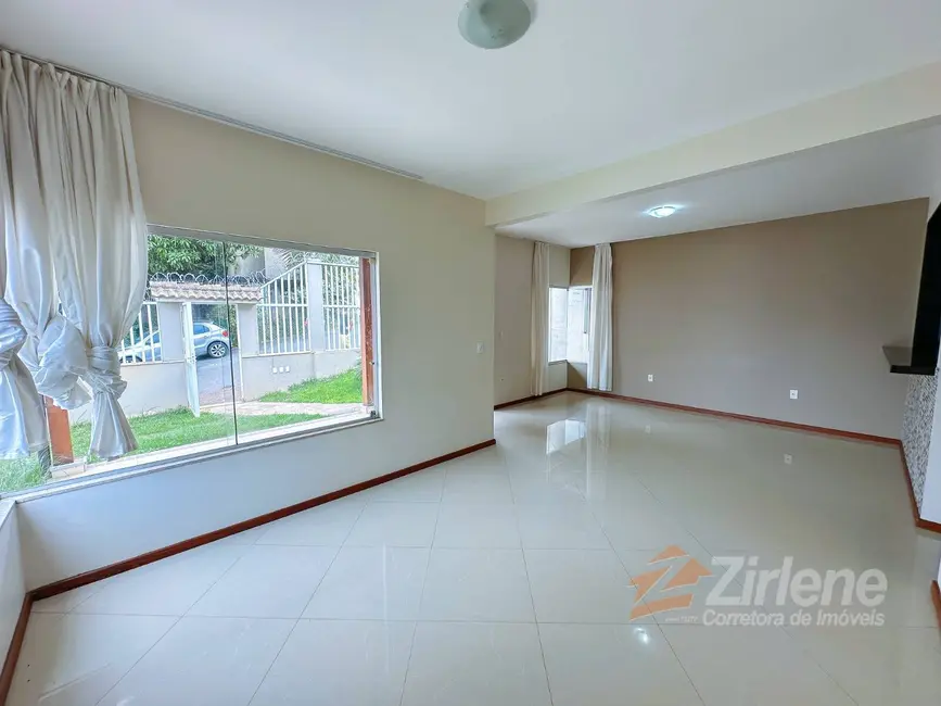 Foto 8 de Casa com 3 quartos à venda, 250m2 em Sol Nascente, Guarapari - ES