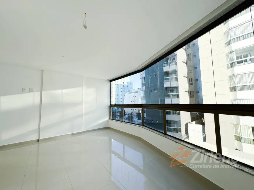 Apartamento com 4 quartos à venda, 147m2 em Praia do Morro, Guarapari - ES - imagem 4 Foto 4 de Apartamento com 4 quartos à venda, 147m2 em Praia do Morro, Guarapari - ES