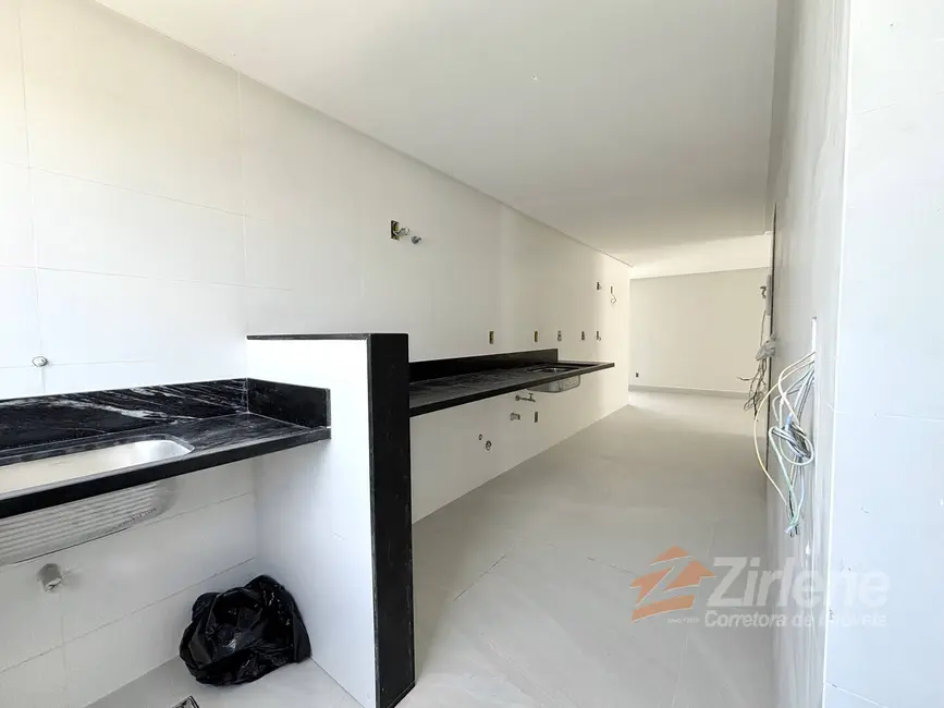 Cobertura com 3 quartos à venda, 240m2 em Praia do Morro, Guarapari - ES - imagem 8 Foto 8 de Cobertura com 3 quartos à venda, 240m2 em Praia do Morro, Guarapari - ES