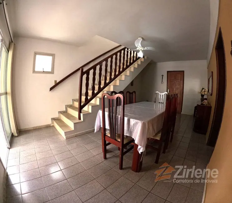 Cobertura com 3 quartos à venda, 170m2 em Praia do Morro, Guarapari - ES - imagem 3 Foto 3 de Cobertura com 3 quartos à venda, 170m2 em Praia do Morro, Guarapari - ES