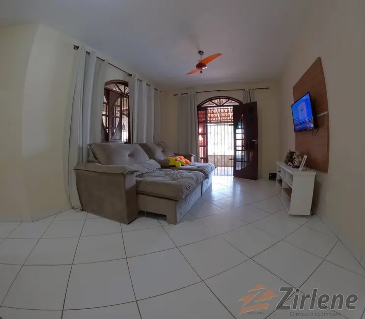 Casa com 3 quartos à venda, 300m2 em Itapebussu, Guarapari - ES - imagem 4 Foto 4 de Casa com 3 quartos à venda, 300m2 em Itapebussu, Guarapari - ES