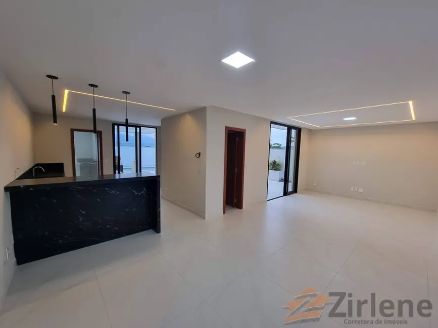 Foto 10 de Casa à venda, 270m2 em Jardim Boa Vista, Guarapari - ES