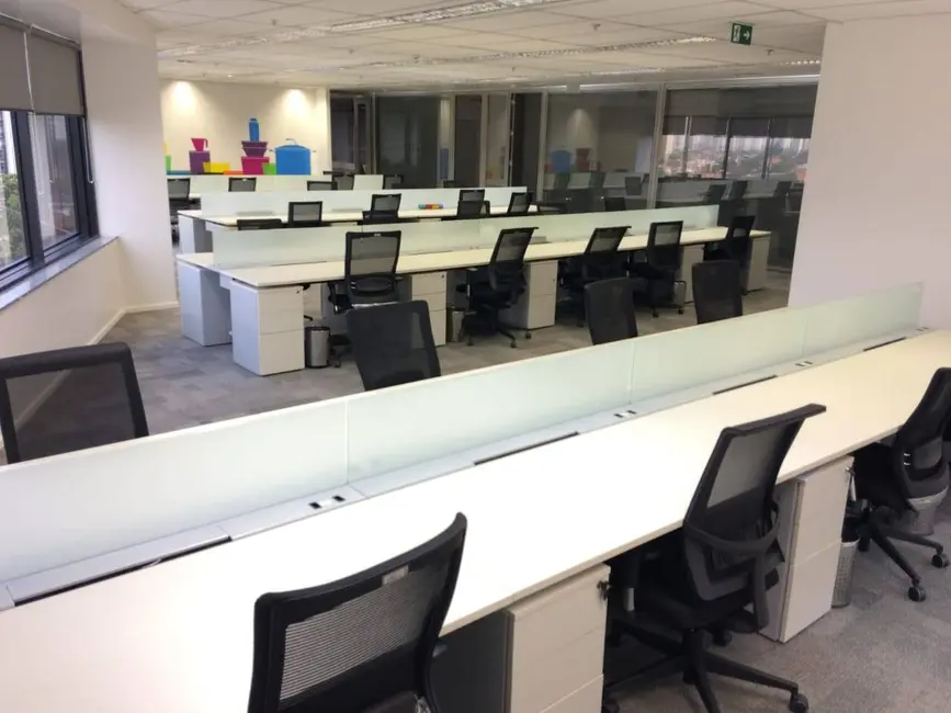 Sala Comercial para alugar, 922m2 em Chácara Itaim, São Paulo - SP - imagem 5 Foto 5 de Sala Comercial para alugar, 922m2 em Chácara Itaim, São Paulo - SP
