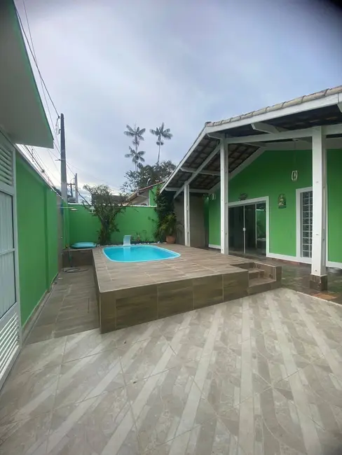 Foto 1 de Casa com 3 quartos à venda, 220m2 em Tabatinga, Caraguatatuba - SP