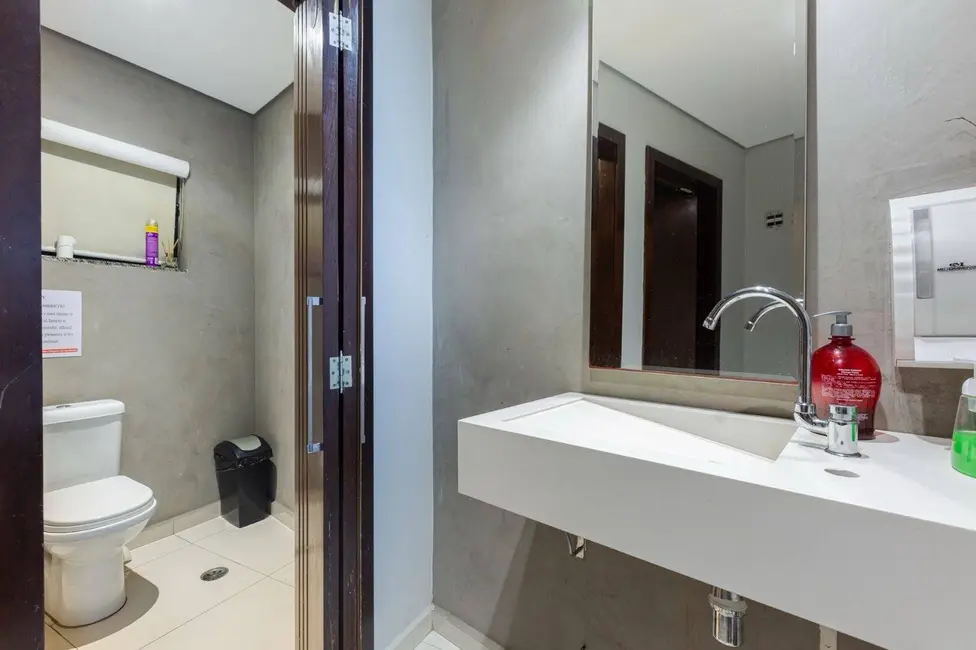Sala Comercial para alugar, 35m2 em Jardim das Acácias, São Paulo - SP - imagem 8 Foto 8 de Sala Comercial para alugar, 35m2 em Jardim das Acácias, São Paulo - SP