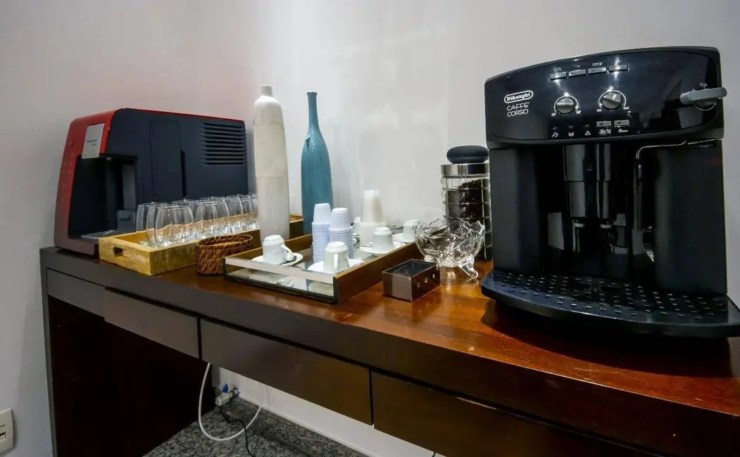 Sala Comercial para alugar, 35m2 em Jardim das Acácias, São Paulo - SP - imagem 2 Foto 2 de Sala Comercial para alugar, 35m2 em Jardim das Acácias, São Paulo - SP