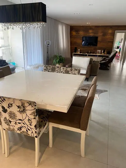 Apartamento com 3 quartos à venda, 177m2 em Jardim Monte Kemel, São Paulo - SP - imagem 3 Foto 3 de Apartamento com 3 quartos à venda, 177m2 em Jardim Monte Kemel, São Paulo - SP