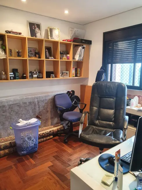 Foto 5 de Apartamento com 4 quartos à venda e para alugar, 225m2 em Vila Suzana, São Paulo - SP