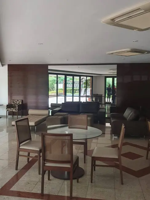 Foto 2 de Apartamento com 4 quartos à venda e para alugar, 225m2 em Vila Suzana, São Paulo - SP