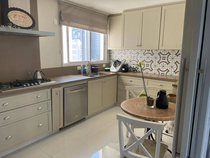 Apartamento com 3 quartos à venda, 128m2 em Vila Andrade, São Paulo - SP - imagem 4 Foto 4 de Apartamento com 3 quartos à venda, 128m2 em Vila Andrade, São Paulo - SP