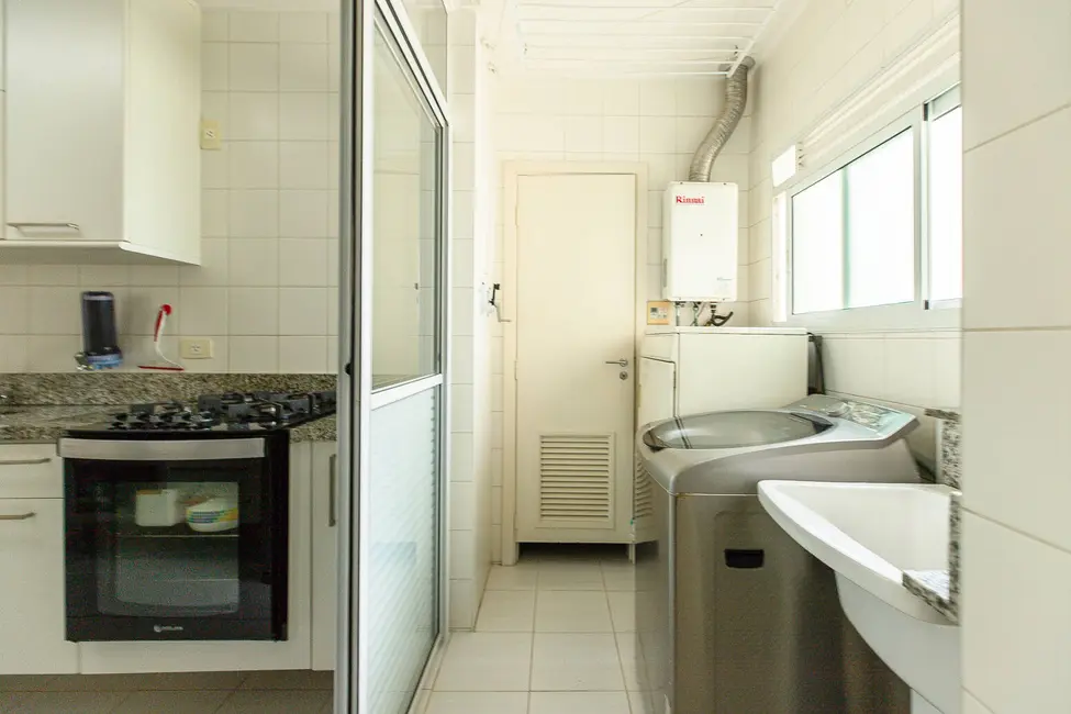 Foto 8 de Apartamento com 4 quartos à venda, 210m2 em Vila Sofia, São Paulo - SP