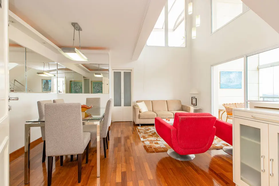 Foto 1 de Apartamento com 4 quartos à venda, 210m2 em Vila Sofia, São Paulo - SP