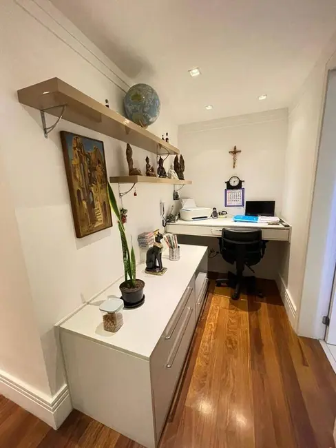 Foto 4 de Apartamento com 3 quartos à venda, 142m2 em Jardim Monte Kemel, São Paulo - SP