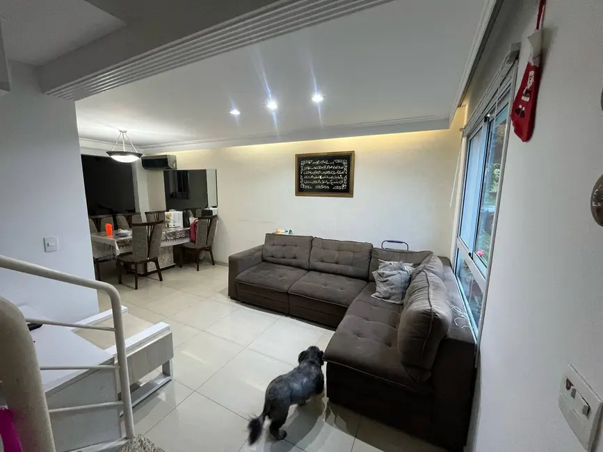 Foto 2 de Casa com 3 quartos à venda, 127m2 em Jardim São Luís, São Paulo - SP