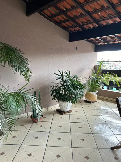 Foto 5 de Casa com 3 quartos à venda, 127m2 em Jardim Capão Redondo, São Paulo - SP
